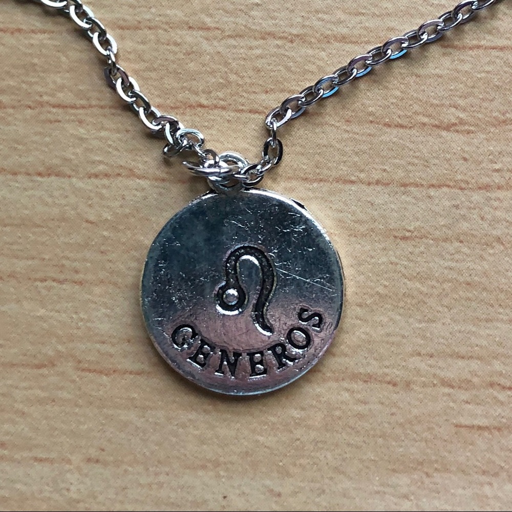 NWT Handmade Leo Zodiac Antique Silver Coin Necklace - Picture 2 of 8